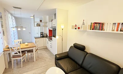  kombinierter Wohn-/Koch- und Essbereich