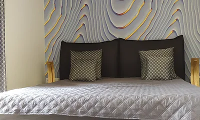 2 Schlafzimmer mit Boxspringbetten