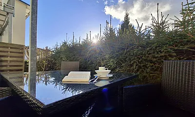 Terrasse (2025 saniert)