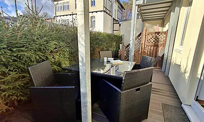 Terrasse (2025 saniert)