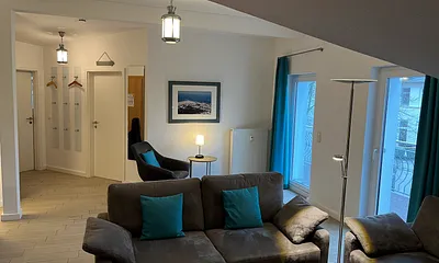 FW2, Wohnraum , Zugang Bad - Schlafzimmer und Balkon   