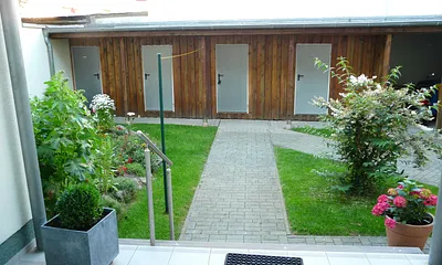 FW3, 1. Etage, 2 überdachte Balkone