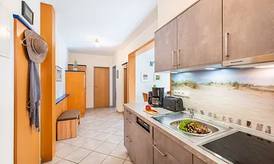 Eingang mit Küchenzeile