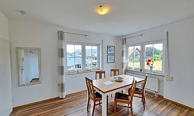 großzügiger Essbereich