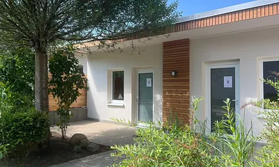 Ferienbungalow mit 2 Wohnungen