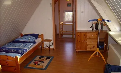 Schlafraum oben 3. Einzelbett Richtung treppe