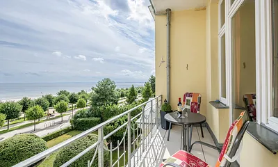 Balkon mit Ostseeblick