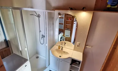 Duschbad inkl. Waschmaschine