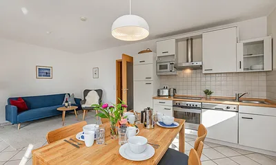 Wohnbereich mit Küchenzeile