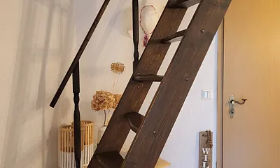 Raumspartreppe von unten