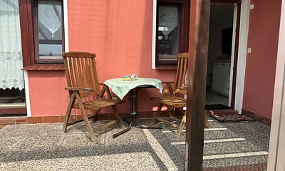 überdachte Terrasse