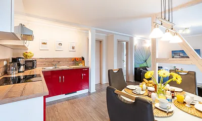 Küche mit Essbereich