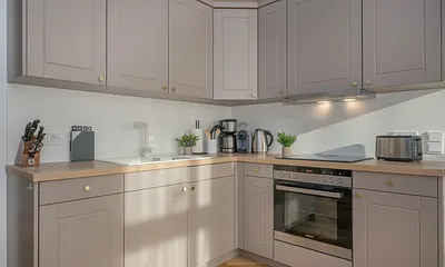 voll ausgestattete Küchenzeile