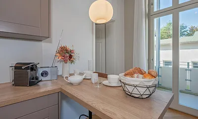 Küchenzeile Esstresen