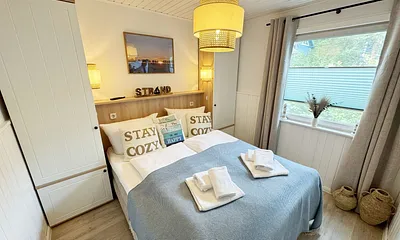 1.Schlafzimmer mit Doppelbett