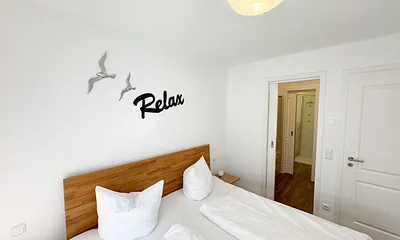 Schlafzimmer mit Doppelbett