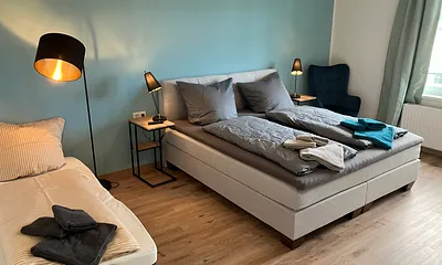 Schlafzimmer mit Aufbettung
