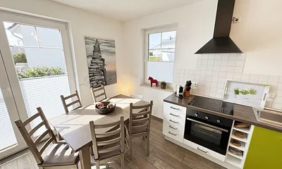 Essbereich mit Küchenzeile