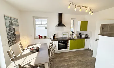 Essbereich mit Küchenzeile