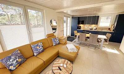 Haus Düne mit Sauna, 4-Zimmer-Ferienwohnung (DHH Nr. 1 mit Terrasse)