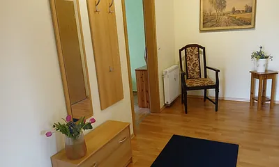 Eingangsbereich mit Garderobe