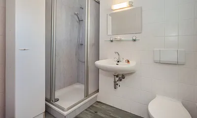 Dusche mit Toilette Whg 6