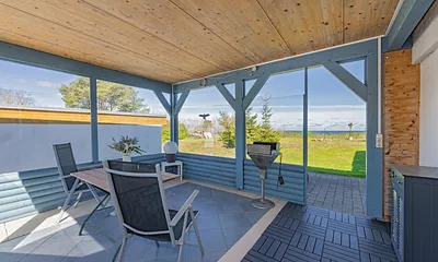 überdachte Terrasse