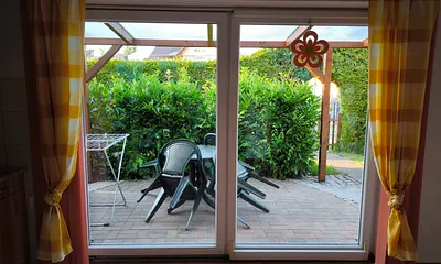 Blick zur Außenterrasse 