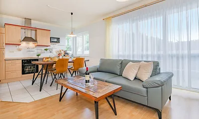 Haus Kastanie, 3-Zimmer-Ferienwohnung (Haus Kastanie - 01)