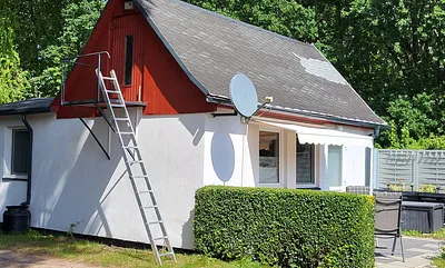 Außenansicht , Parkplatz direkt neben dem Haus