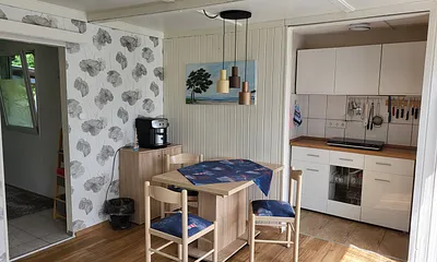 Essecke mit Kaffeevollautomat