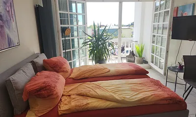 TV und WLAn sind vorhanden.