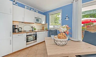 voll ausgestattete Küchenzeile