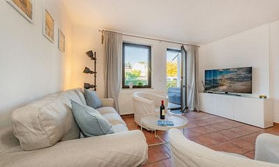 Villa Sanssouci, 3-Zimmer-Ferienwohnung (Villa Sanssouci 03)