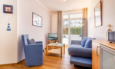Der Balkon ist vom Wohnzimmer aus begehbar.