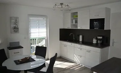 Hochwertige Einbauküche