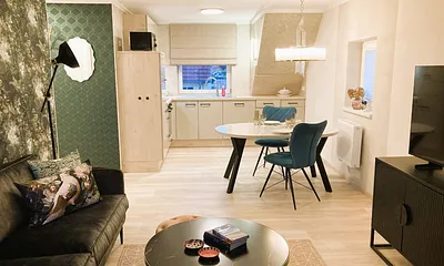 Blick zur Küchenzeile ...