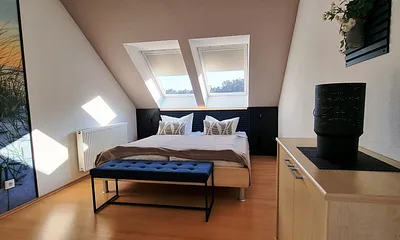 Schlafzimmer 1