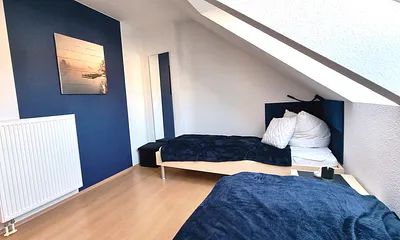 Schlafzimmer 1
