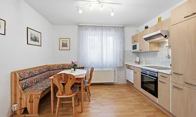 Essplatz und Küchenzeile im Wohnzimmer