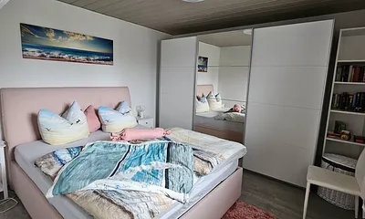 Schlafzimmer, ruhig zum Garten