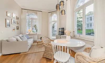 Schloß Hohenzollern, 3-Zimmer-Ferienwohnung (Hohenzollern 14)