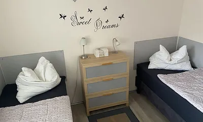 Schlafzimmer mit Boxspringbetten (2025)