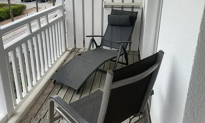 Großer Balkon mit Meerblick