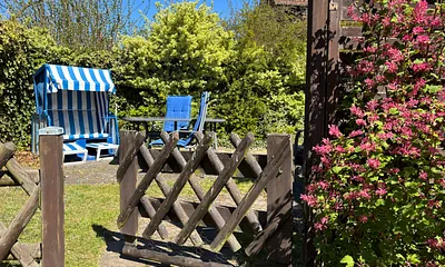 Sonne satt auf der Terrasse geniessen 