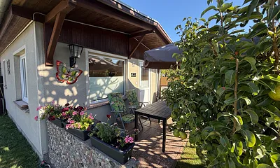 Bungalow mit Terasse