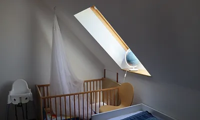 Schlafzimmer 3 mit Einzelbett und Kinderbett