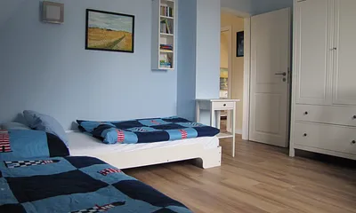Stapelbetten niedrig