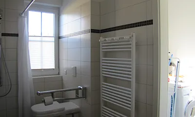 behindertenfreundliche Toilette