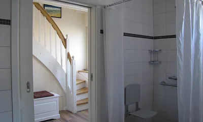 behindertenfreundliche Dusche